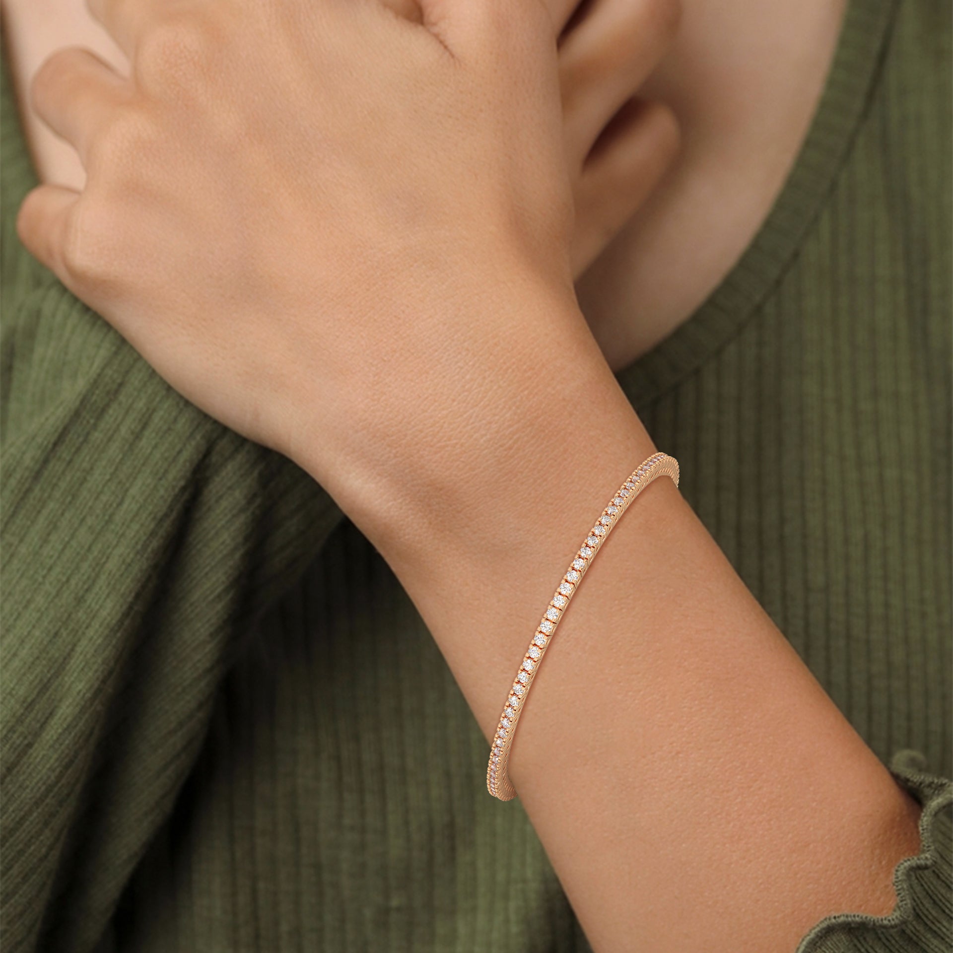 0.025 POINTER ROUND TENNIS BRACELET