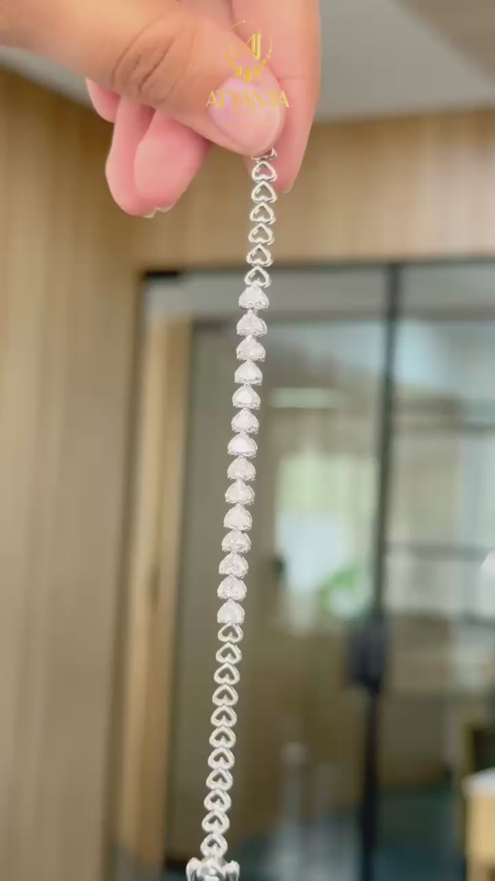 heart shape lab grown diamond bracelet