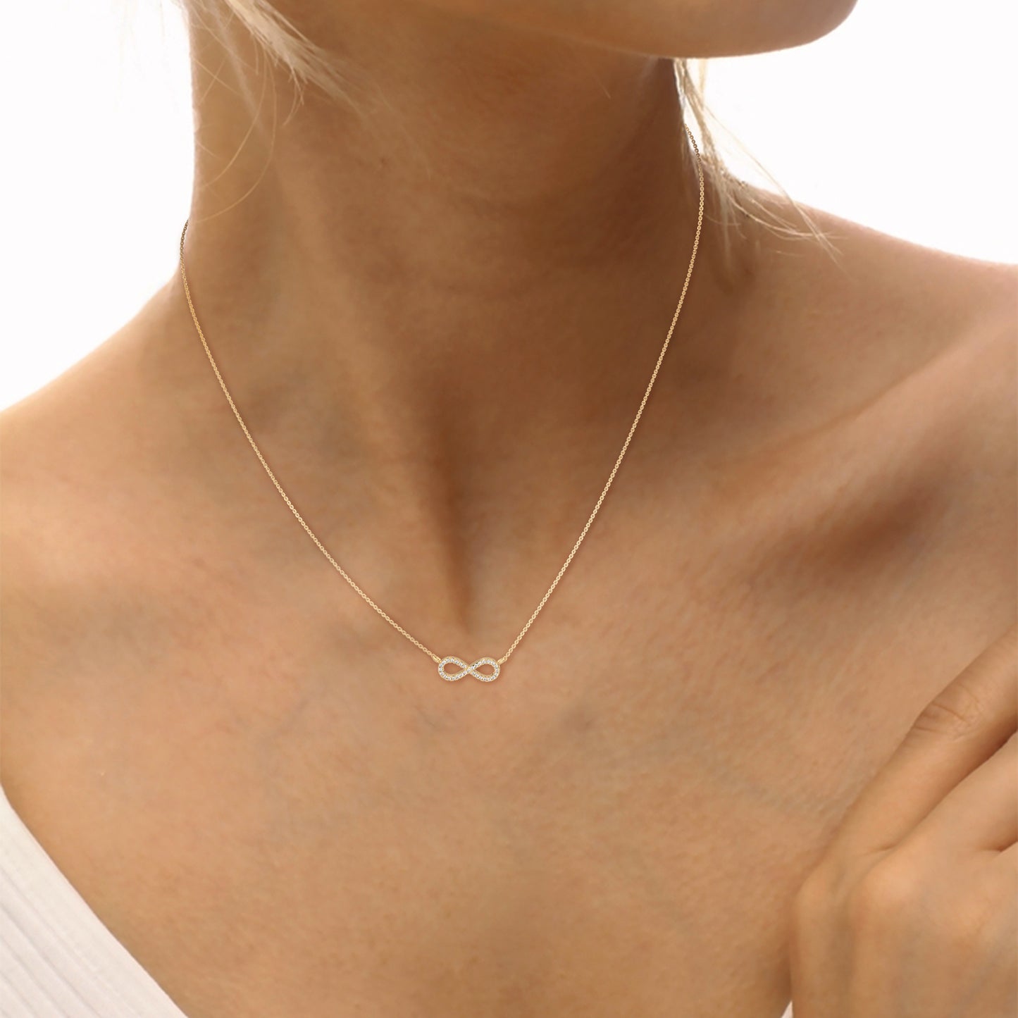 INFINITY DIAMOND PENDANT